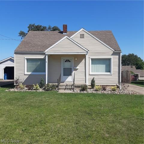 223 Wilson St, Struthers, OH 44471 photo 1