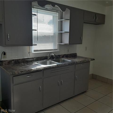 223 Wilson St, Struthers, OH 44471 photo 17