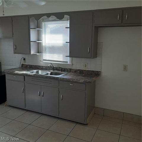 223 Wilson St, Struthers, OH 44471 photo 16