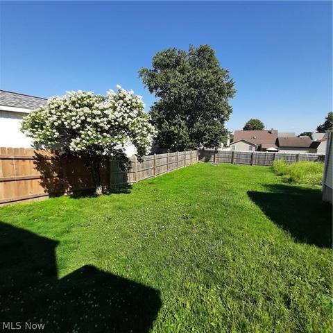 223 Wilson St, Struthers, OH 44471 photo 9