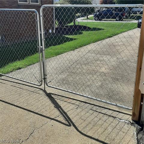 223 Wilson St, Struthers, OH 44471 photo 12