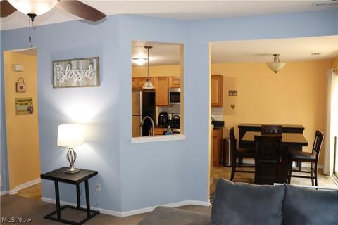 1677 Laughton Cir, Broadview Heights, OH 44147 photo 9