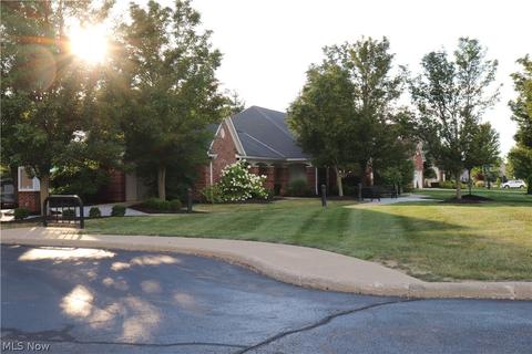 1677 Laughton Cir, Broadview Heights, OH 44147 photo 33