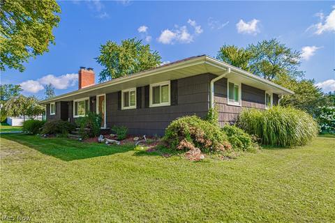 6430 Murray Ave, Ashtabula, OH 44004 photo 2