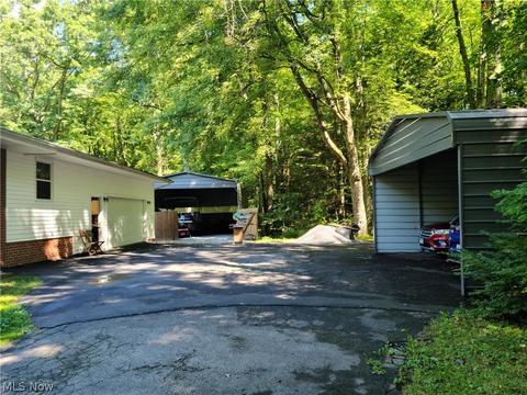 9671 Wolfe Rd, Windham, OH 44288 photo 5