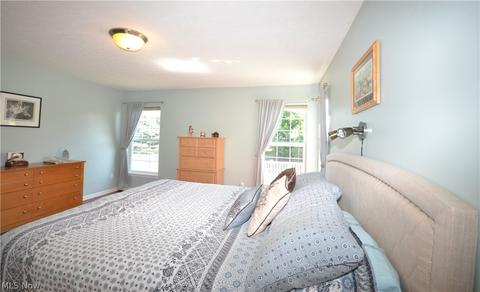 3785 Parkside Cir E, Lorain, OH 44053 photo 13