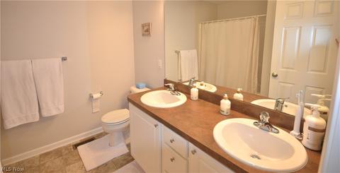 3785 Parkside Cir E, Lorain, OH 44053 photo 16