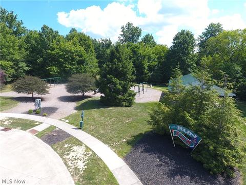 3785 Parkside Cir E, Lorain, OH 44053 photo 33