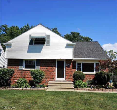 279 E 280th St, Euclid, OH 44132 photo 1