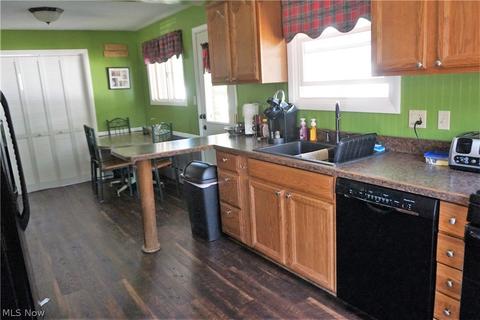 279 E 280th St, Euclid, OH 44132 photo 8