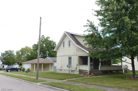 425 Sexton St, Struthers, OH 44471 photo 3
