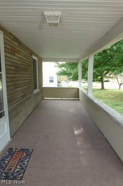 425 Sexton St, Struthers, OH 44471 photo 6