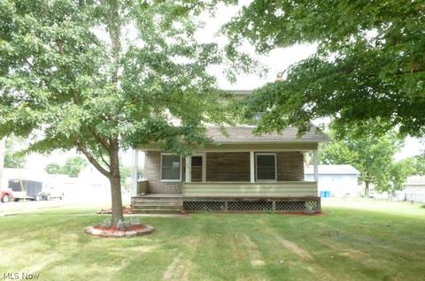 425 Sexton St, Struthers, OH 44471 photo 1