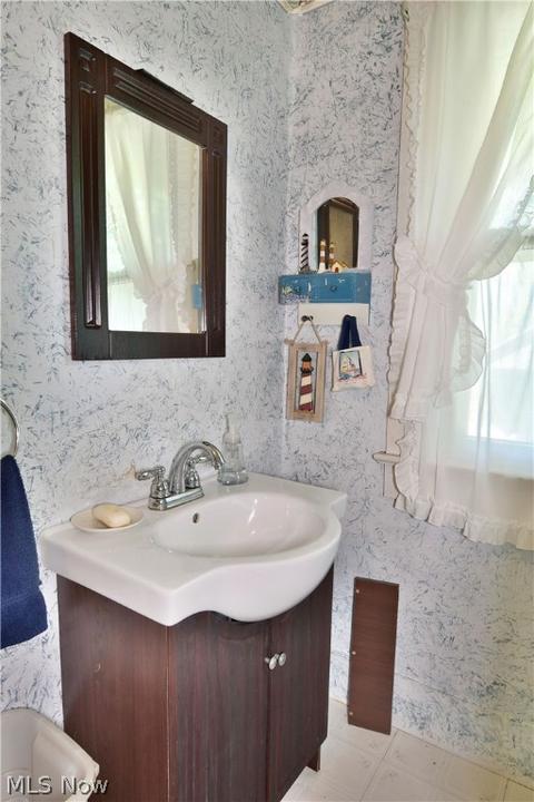 1616 Shanksdown Rd, Windham, OH 44288 photo 17
