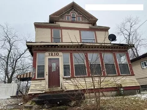 1210 Erie St, East Liverpool, OH 43920