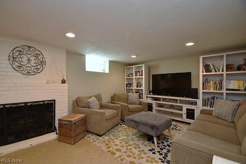 85 E 200th St, Euclid, OH 44119 photo 21