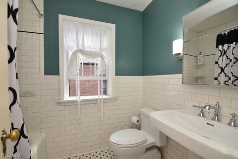85 E 200th St, Euclid, OH 44119 photo 13