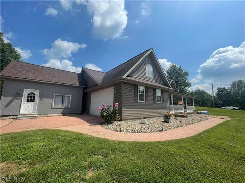757 Ridgeview Dr, Saint Marys, WV 26170 | 15 Photos | MLS #4402885 - Movoto