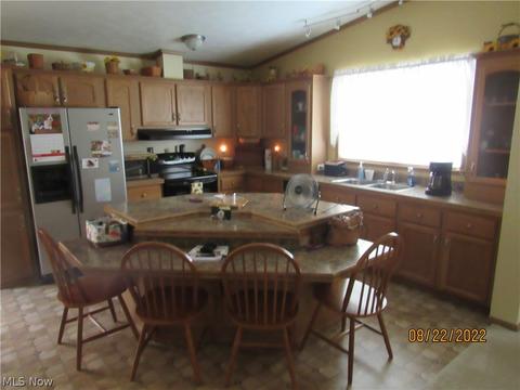 1724 Bridge St, Dresden, OH 43821 photo 10