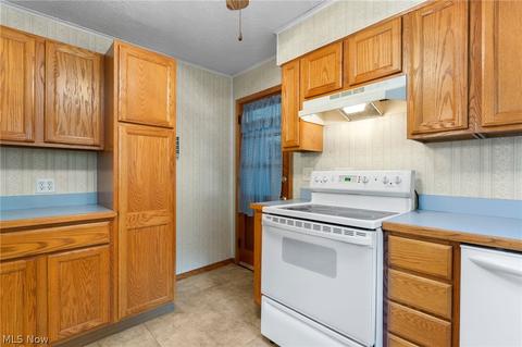 1175 W River Rd N, Elyria, OH 44035 photo 5