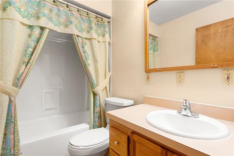 1175 W River Rd N, Elyria, OH 44035 photo 12