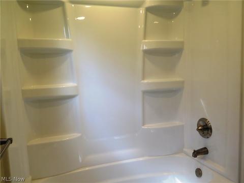 809 Wilder Ave, Elyria, OH 44035 photo 9