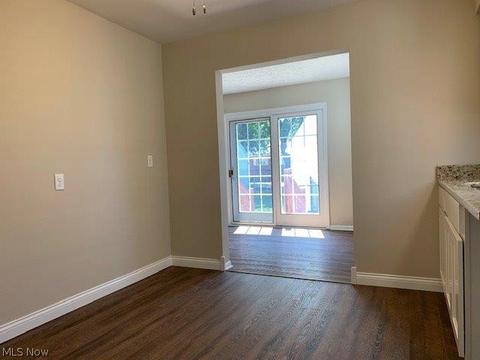 1700 E 294th St, Wickliffe, OH 44092 photo 17