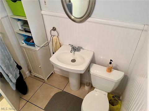 21845 Ivan Ave, Euclid, OH 44123 photo 18