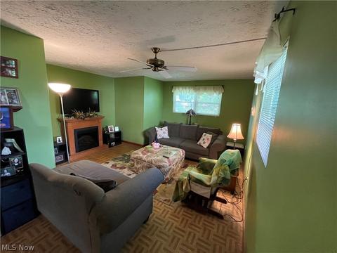21845 Ivan Ave, Euclid, OH 44123 photo 13