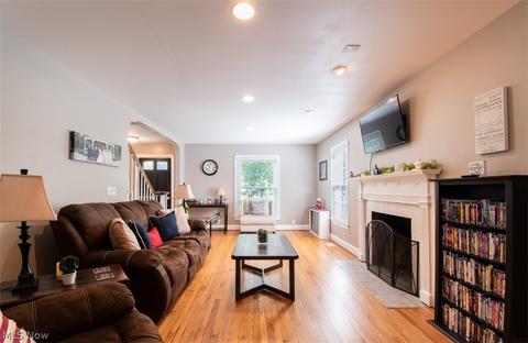 67 S Cadillac Dr, Boardman, OH 44512 photo 4