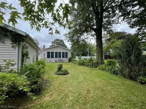 3404 Schenley Ave, Ashtabula, OH 44004 photo 4