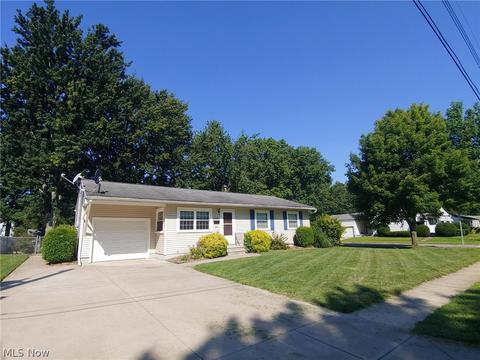 6202 Debra Dr, Lorain, OH 44053 photo 1