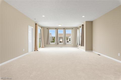 532 Cedar Crest Dr, Elyria, OH 44035 photo 16