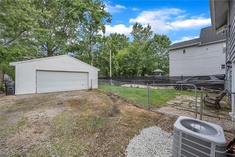 396 Prospect St, Elyria, OH 44035 photo 25