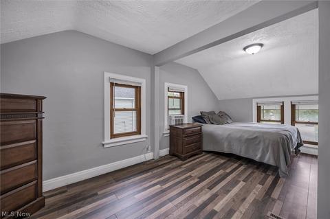 396 Prospect St, Elyria, OH 44035 photo 14