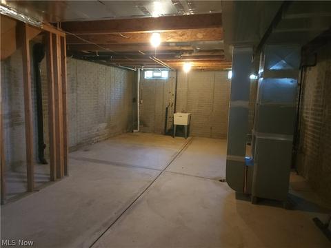 727 E 16th St, Ashtabula, OH 44004 photo 27