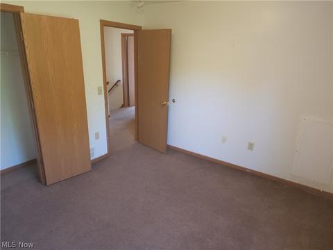 727 E 16th St, Ashtabula, OH 44004 photo 17