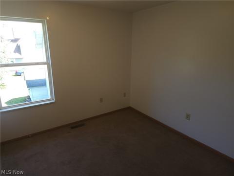 727 E 16th St, Ashtabula, OH 44004 photo 21