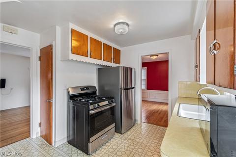 65 E 207th, Euclid, OH 44123 photo 9