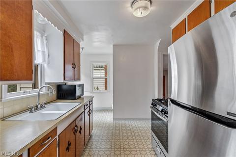 65 E 207th, Euclid, OH 44123 photo 7