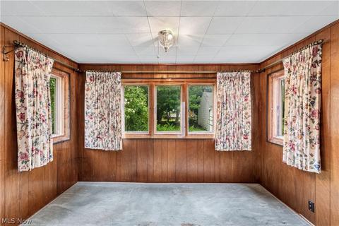 65 E 207th, Euclid, OH 44123 photo 6