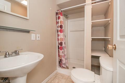 2542 E 32nd St, Lorain, OH 44055 photo 18