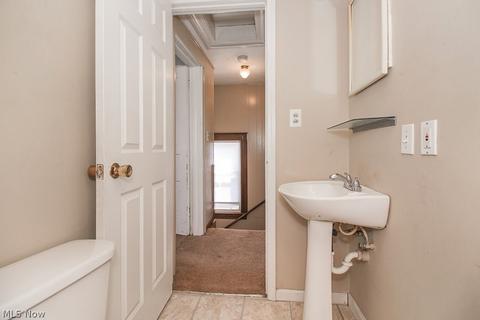 2542 E 32nd St, Lorain, OH 44055 photo 19