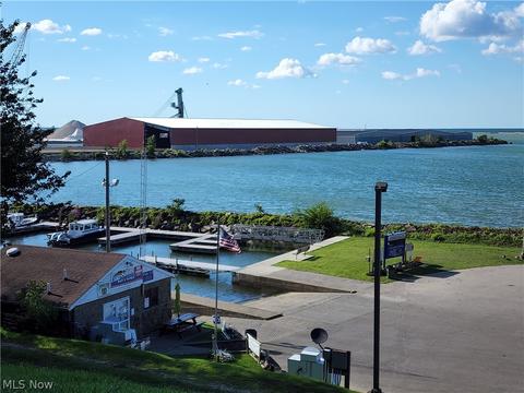 1309 Harmon Rd, Ashtabula, OH 44004 photo 3