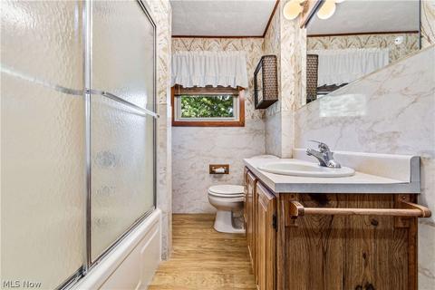 1213 Lexington Ave, Akron, OH 44310 photo 17