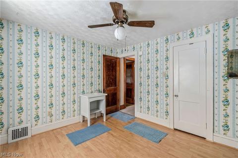 1213 Lexington Ave, Akron, OH 44310 photo 19