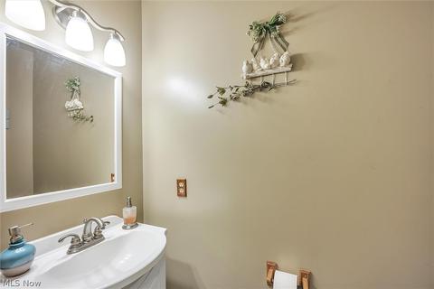 4348 Harper St, Perry, OH 44081 photo 32