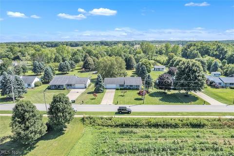 4348 Harper St, Perry, OH 44081 photo 2