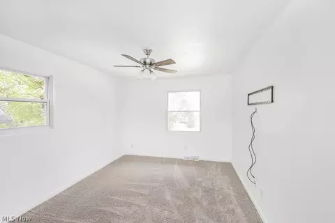 1708 Robindale St, Wickliffe, OH 44092 photo 6