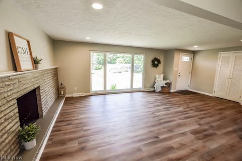 1626 Dunkeith Dr NW, Canton, OH 44708 photo 3